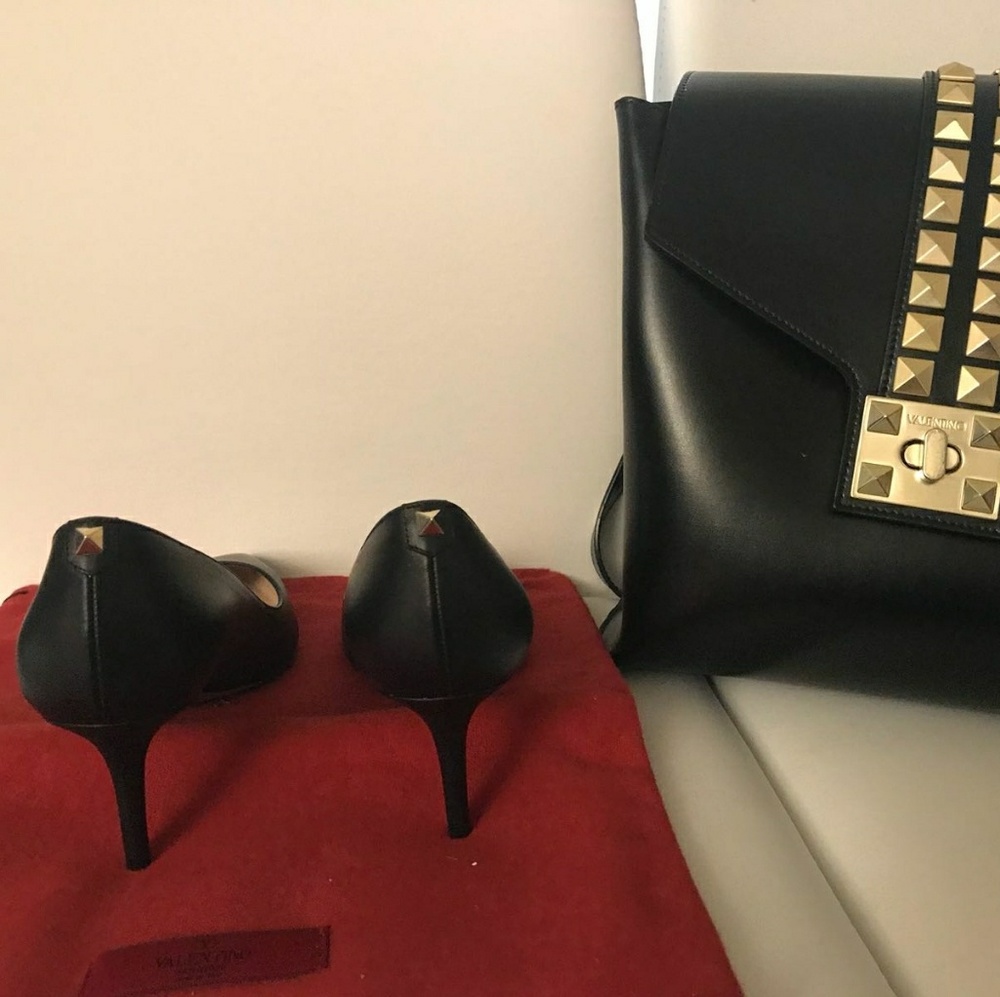 Authentic New Rockstud pump